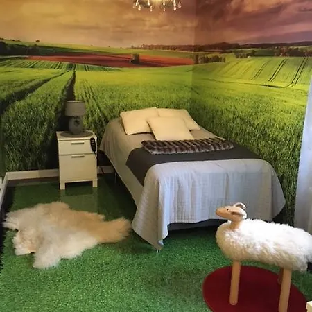 Asunto 28 Apartamento